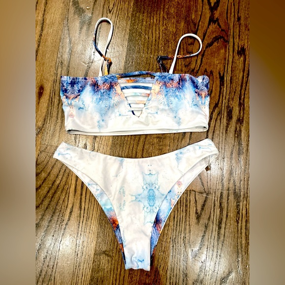 Zaful Women’s Marble Print Ladder Cutout Bikini - Picture 5 of 8